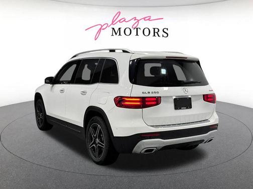 Polar White 2026 Mercedes-Benz GLB 250 4MATIC