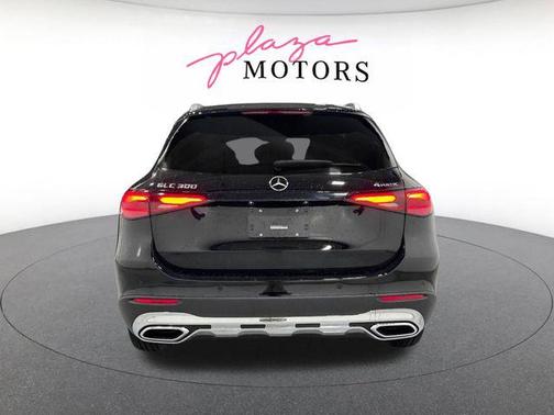 Black 2026 Mercedes-Benz GLC 300 4MATIC