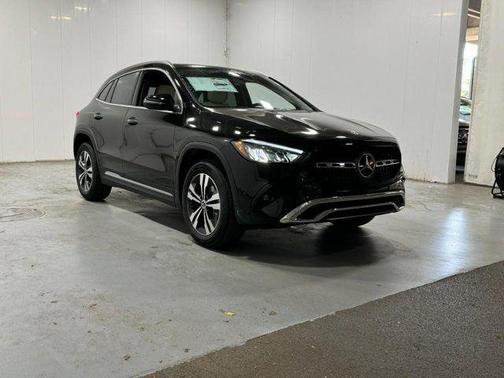 Cosmos Black Metallic 2026 Mercedes-Benz GLA 250 4MATIC