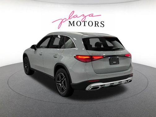 MANUFAKTUR Alpine Grey 2026 Mercedes-Benz GLC 300 4MATIC