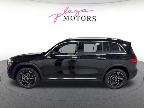 Night Black 2026 Mercedes-Benz GLB 250 4MATIC