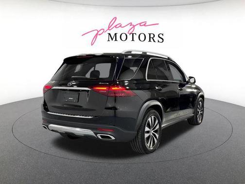 Black 2026 Mercedes-Benz GLE 350 4MATIC