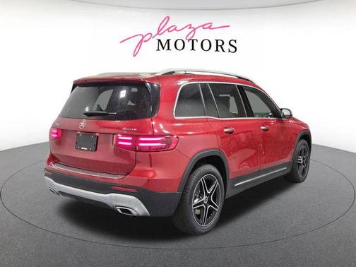 Patagonia Red 2026 Mercedes-Benz GLB 250 4MATIC
