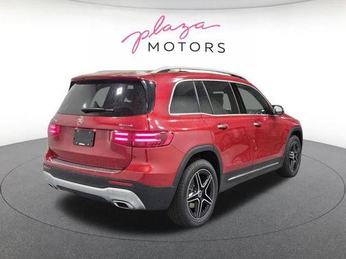 Patagonia Red 2026 Mercedes-Benz GLB 250 4MATIC