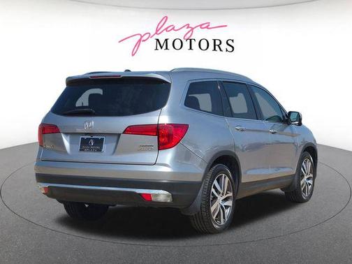 Silver Metallic 2016 Honda Pilot Touring