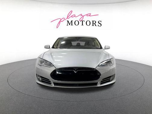 Silver Metallic 2015 Tesla Model S 85D