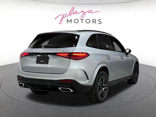 Cirrus Silver Metallic 2026 Mercedes-Benz GLC 300 4MATIC