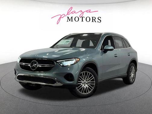 Verde Silver Metallic 2026 Mercedes-Benz GLC 300 4MATIC