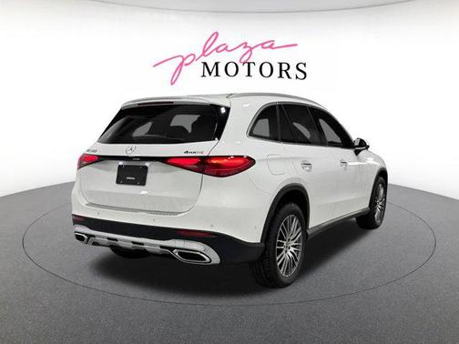 Polar White 2026 Mercedes-Benz GLC 300 4MATIC