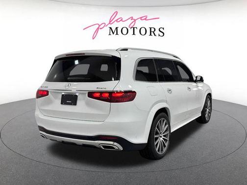 Moonlight White 2026 Mercedes-Benz GLS 450 4MATIC