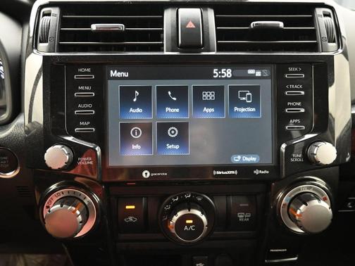 2024 Toyota 4Runner TRD Off Road