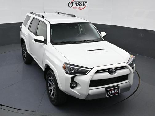 2024 Toyota 4Runner TRD Off Road