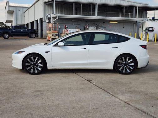 2024 Tesla Model 3 Long Range