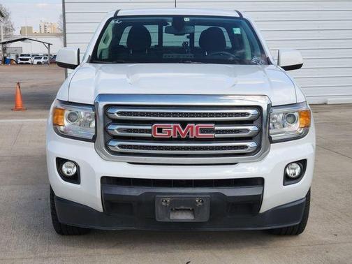 Summit White 2017 GMC Canyon SLE