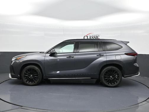 2024 Toyota Highlander XSE
