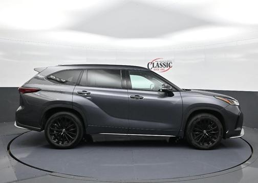 2024 Toyota Highlander XSE