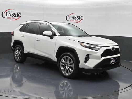 2022 Toyota RAV4 XLE Premium