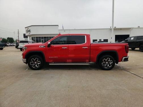 Cardinal Red 2021 GMC Sierra 1500 SLT