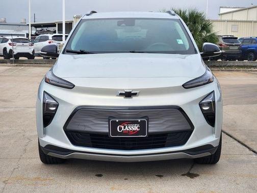 Silver Flare Metallic 2023 Chevrolet Bolt EUV LT