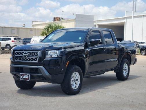 Super Black 2024 Nissan Frontier SV