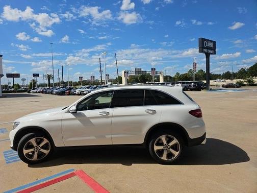2019 Mercedes-Benz GLC 300 Base