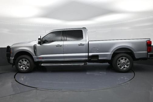 2023 Ford F-350 Lariat Super Duty