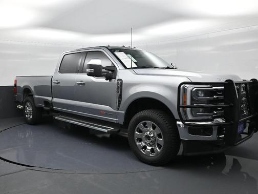 2023 Ford F-350 Lariat Super Duty