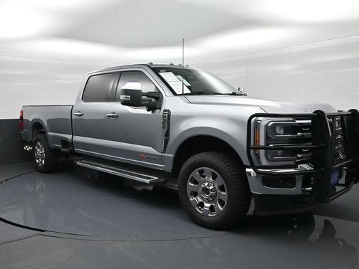 2023 Ford F-350 Lariat Super Duty