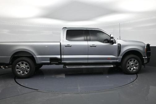 2023 Ford F-350 Lariat Super Duty