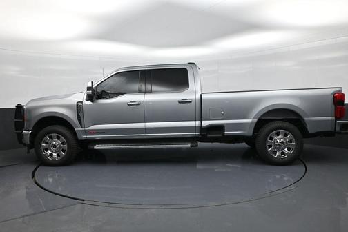 2023 Ford F-350 Lariat Super Duty
