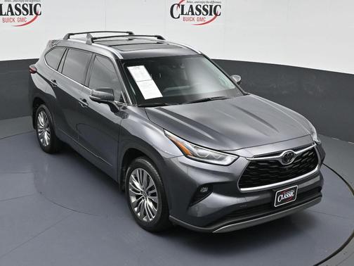 2023 Toyota Highlander Platinum