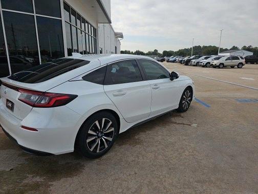 2024 Honda Civic EX-L