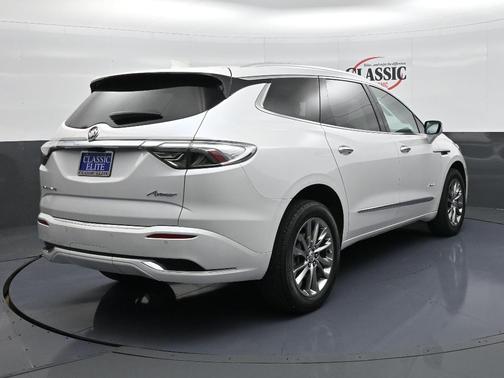 2024 Buick Enclave Avenir