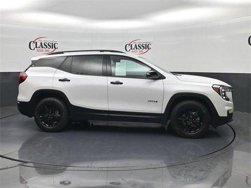 2022 GMC Terrain AT4