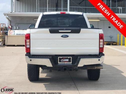 White Metallic 2022 Ford F-250 Lariat