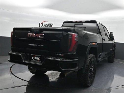 2024 GMC Sierra 2500 AT4