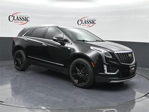 2022 Cadillac XT5 Premium Luxury