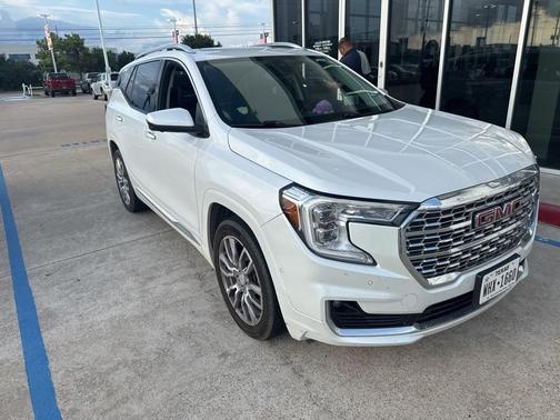 2022 GMC Terrain Denali