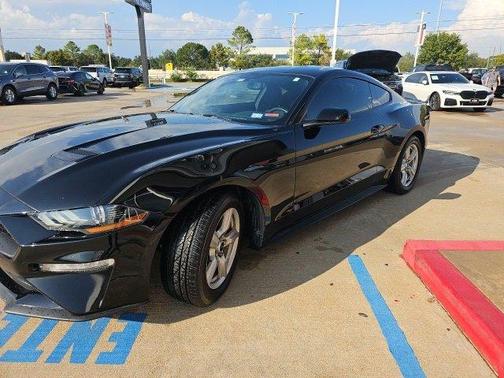 2018 Ford Mustang EcoBoost