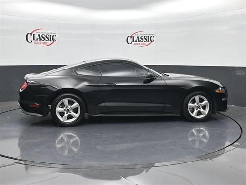 2018 Ford Mustang EcoBoost