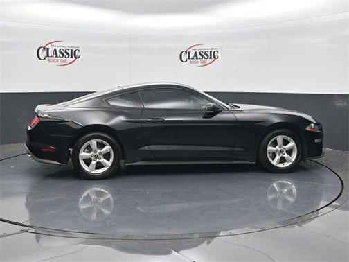 2018 Ford Mustang EcoBoost