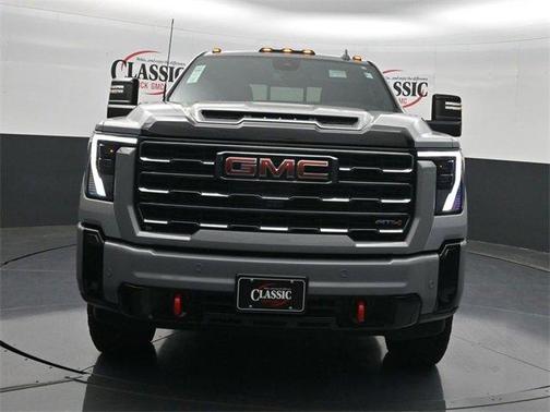 2025 GMC Sierra 2500 AT4