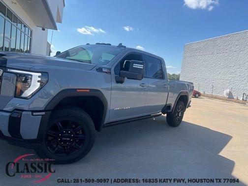 2025 GMC Sierra 2500 AT4