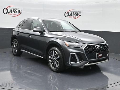 2024 Audi Q5 45 S line quattro Premium