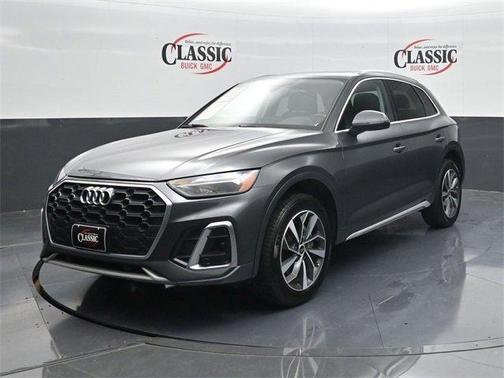 2024 Audi Q5 45 S line quattro Premium