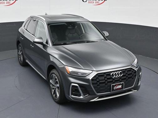 2024 Audi Q5 45 S line quattro Premium