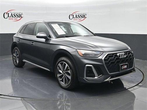2024 Audi Q5 45 S line quattro Premium