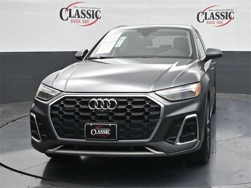 2024 Audi Q5 45 S line quattro Premium