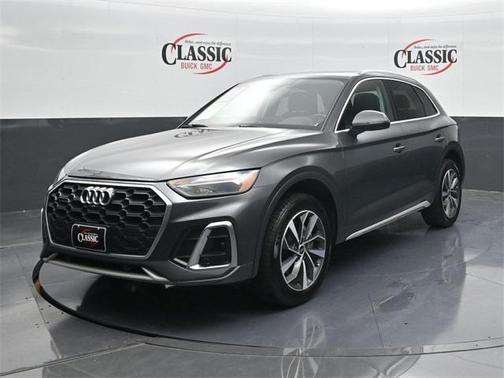 2024 Audi Q5 45 S line quattro Premium