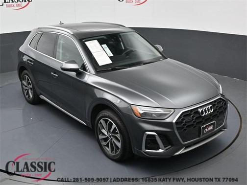 2024 Audi Q5 45 S line quattro Premium